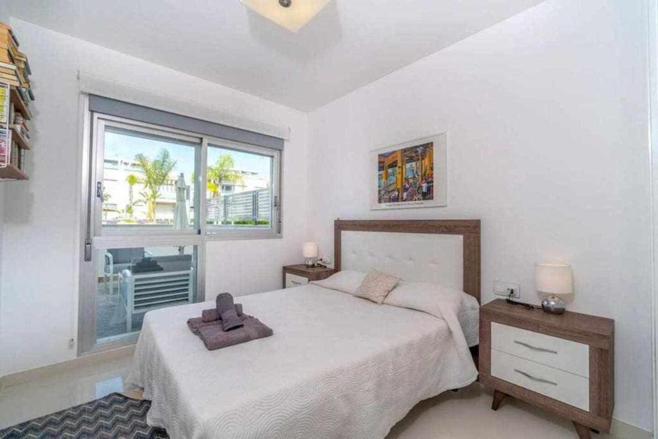 Espanhouse Caroline Bungalow Torrevieja Eksteriør billede
