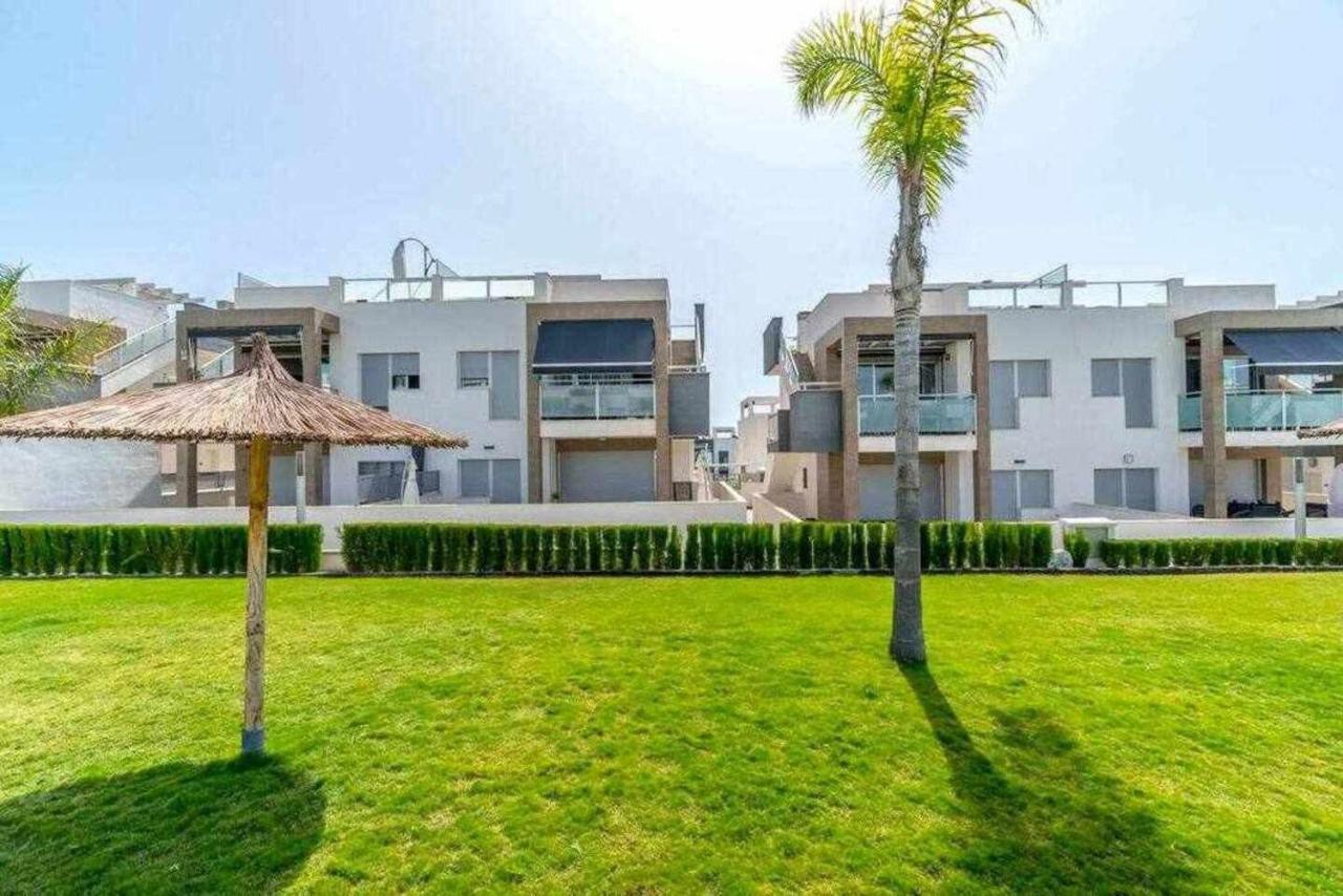 Espanhouse Caroline Bungalow Torrevieja Eksteriør billede