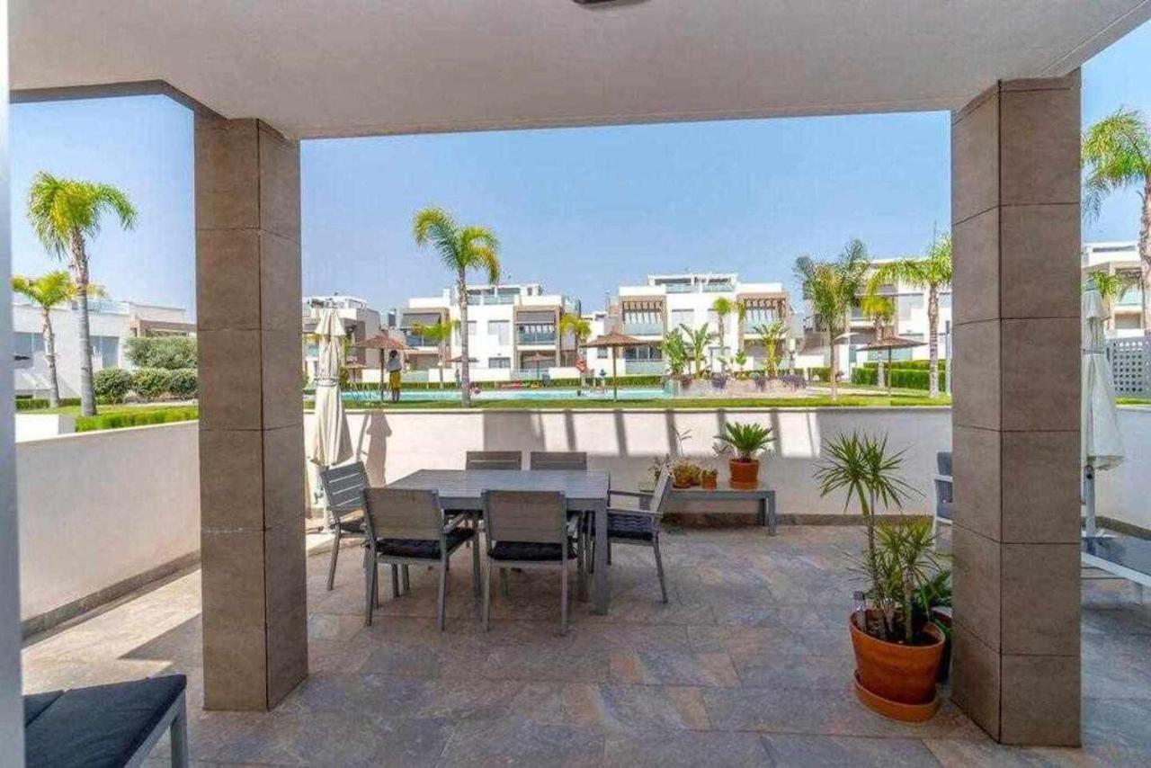 Espanhouse Caroline Bungalow Torrevieja Eksteriør billede