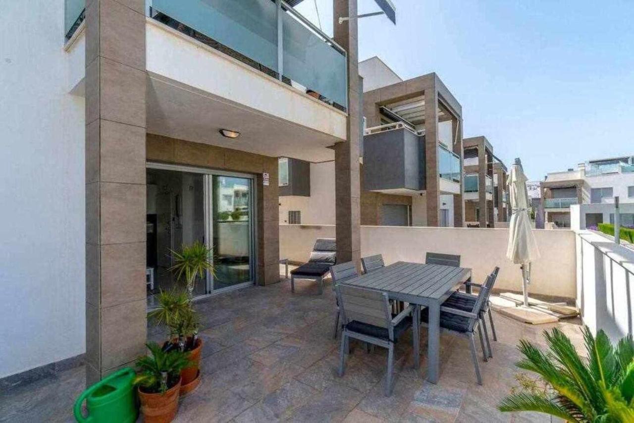 Espanhouse Caroline Bungalow Torrevieja Eksteriør billede