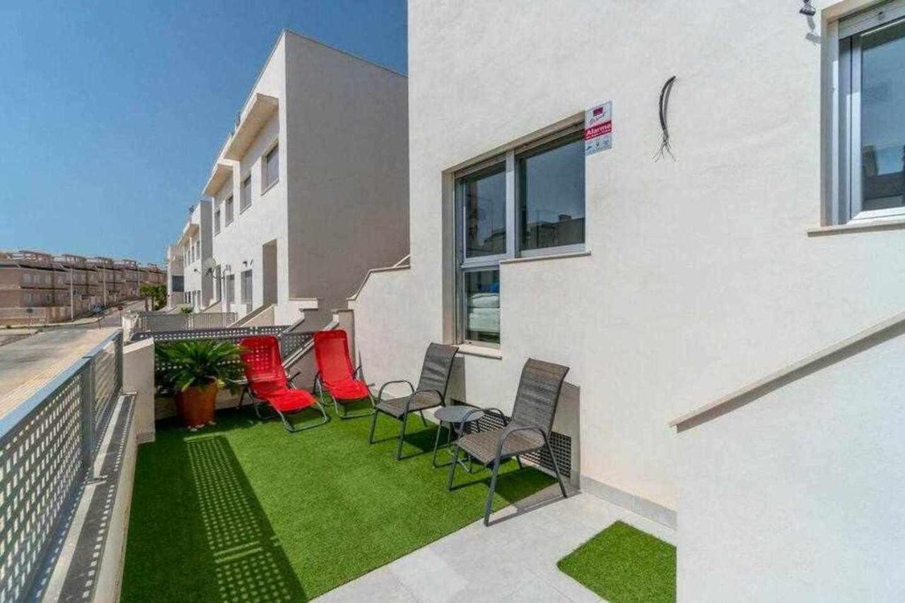 Espanhouse Caroline Bungalow Torrevieja Eksteriør billede